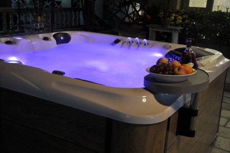 Гидромассажный спа-бассейн Kingston JCS-12 Гидромассажный спа-бассейн Kingston JCS-12