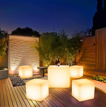 Светильник Куб 10 с питанием от АКБ, RGB