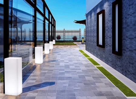 Светильник Колонна 30х50  питание от АКБ, RGB