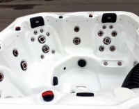 Гидромассажный спа-бассейн JNJ Spas Power Гидромассажный спа-бассейн JNJ Spas Power